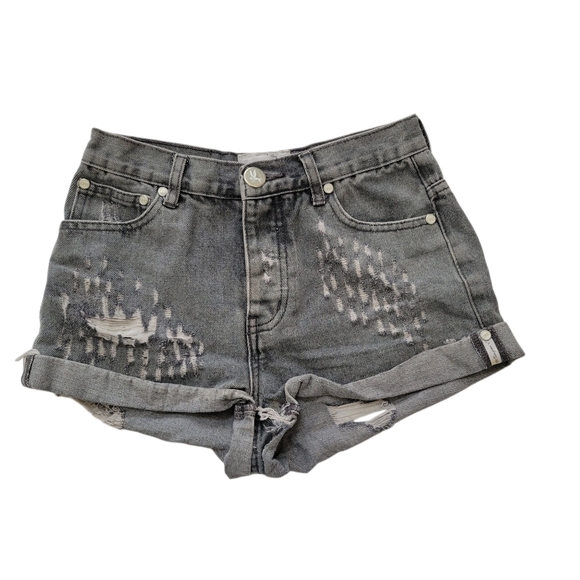 One x One Teaspoon Hawks Distressed Cuffed Denim Shorts Vintage Wash‎ Size 26 - Picture 1 of 14